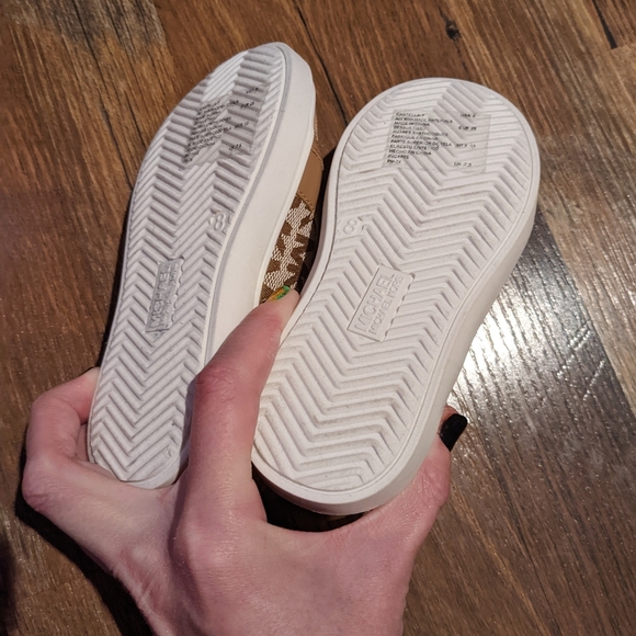 SOLD!! - Picture 5 of 5